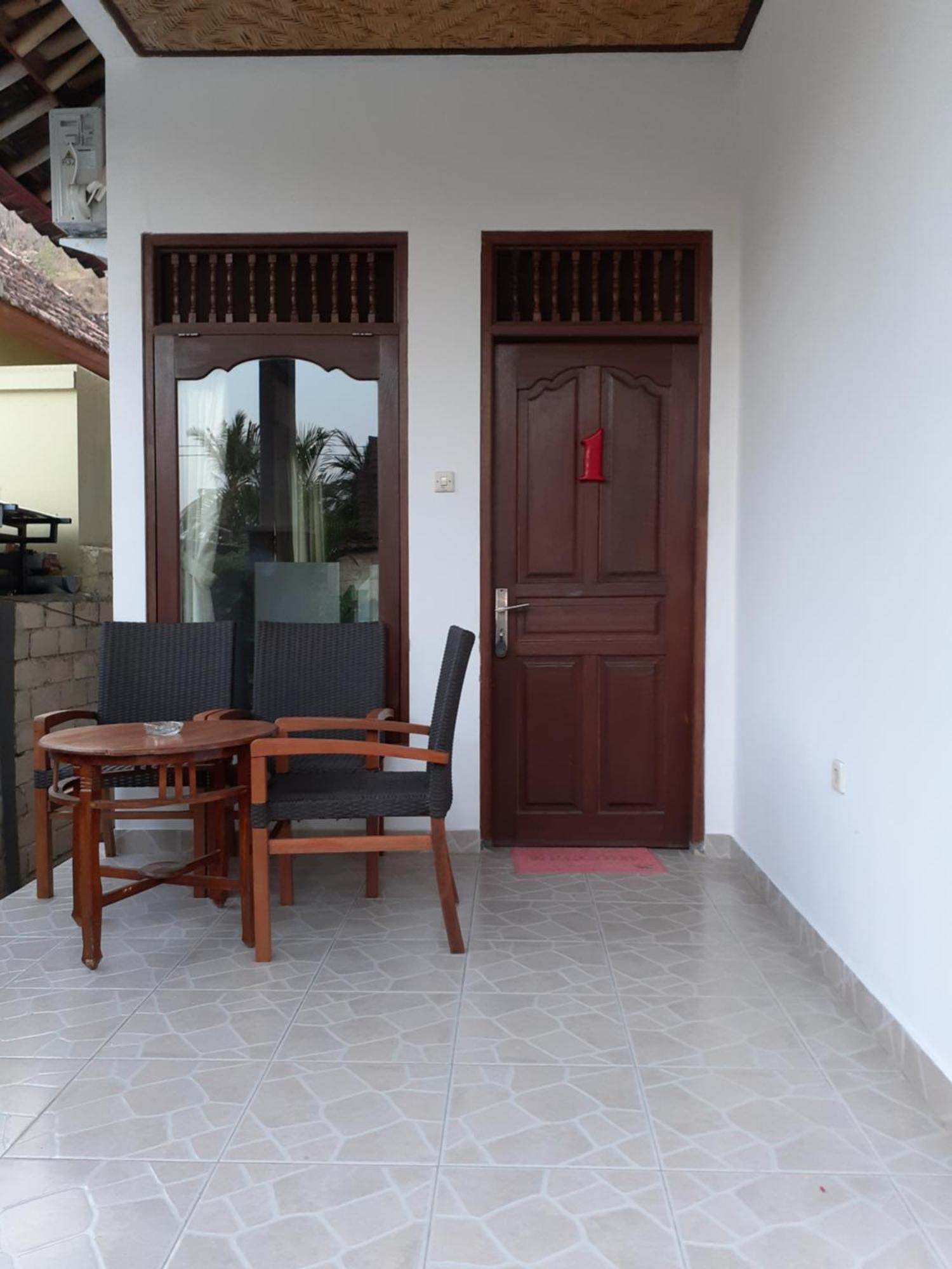 Double One Villas Amed II Экстерьер фото
